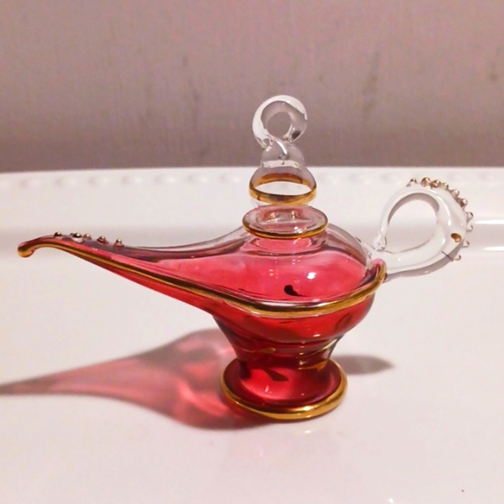 Gorgeous! Vintage Handblown Jeannie Shape Bottle ⚜️ Gold Handpainted Trim Design